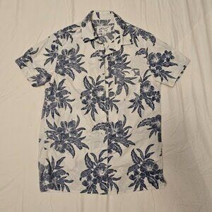 American Eagle Men’s Hawaiian Resort Shirt – XS – White & Navy Floral